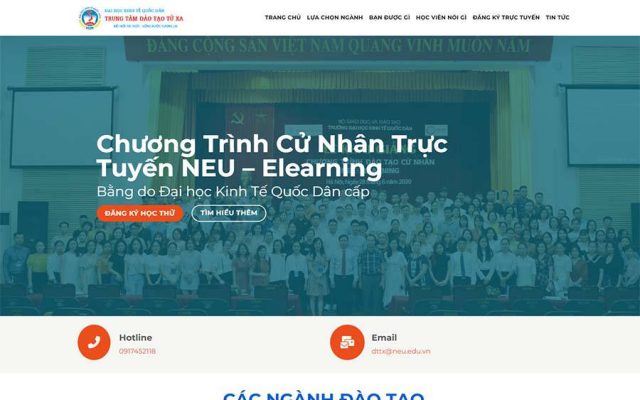 Mẫu web đào tạo cử nhân